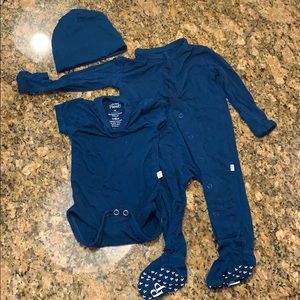 2 posh peanut + hat NB and 0-3 MO deep blue